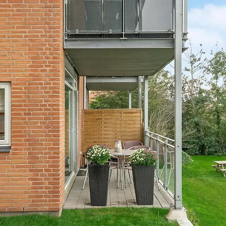 Beautiful In With House Sea View *